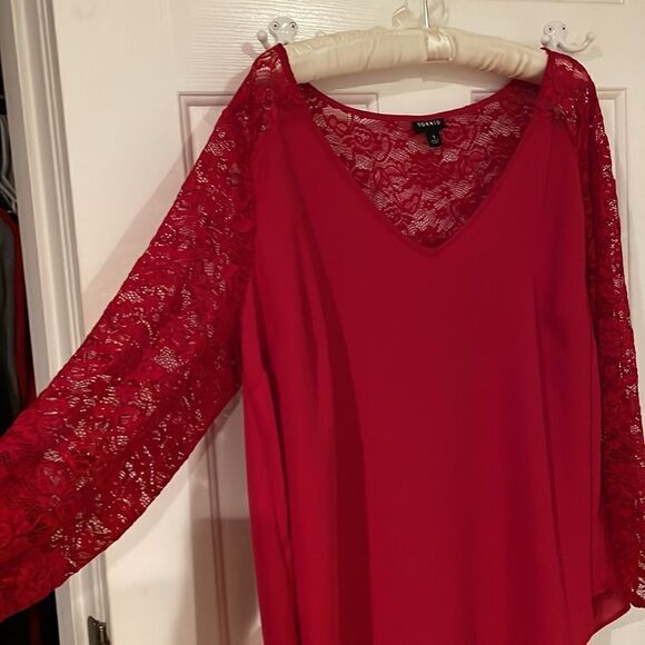 Torrid Red Lace long sleeved blouse❤️ - Picture 3 of 8